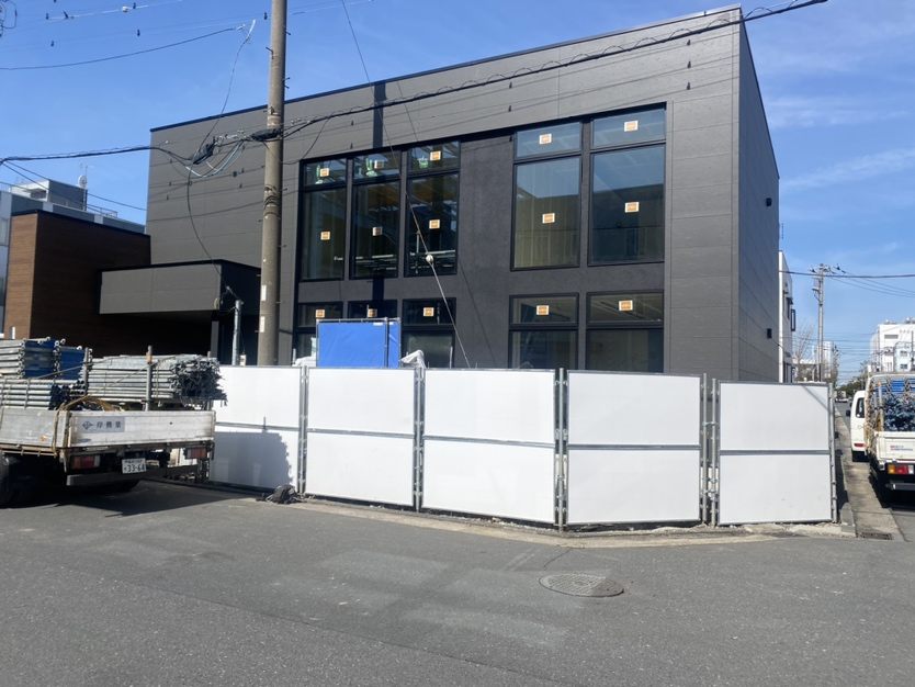 グランドアートウォール施工前の外構